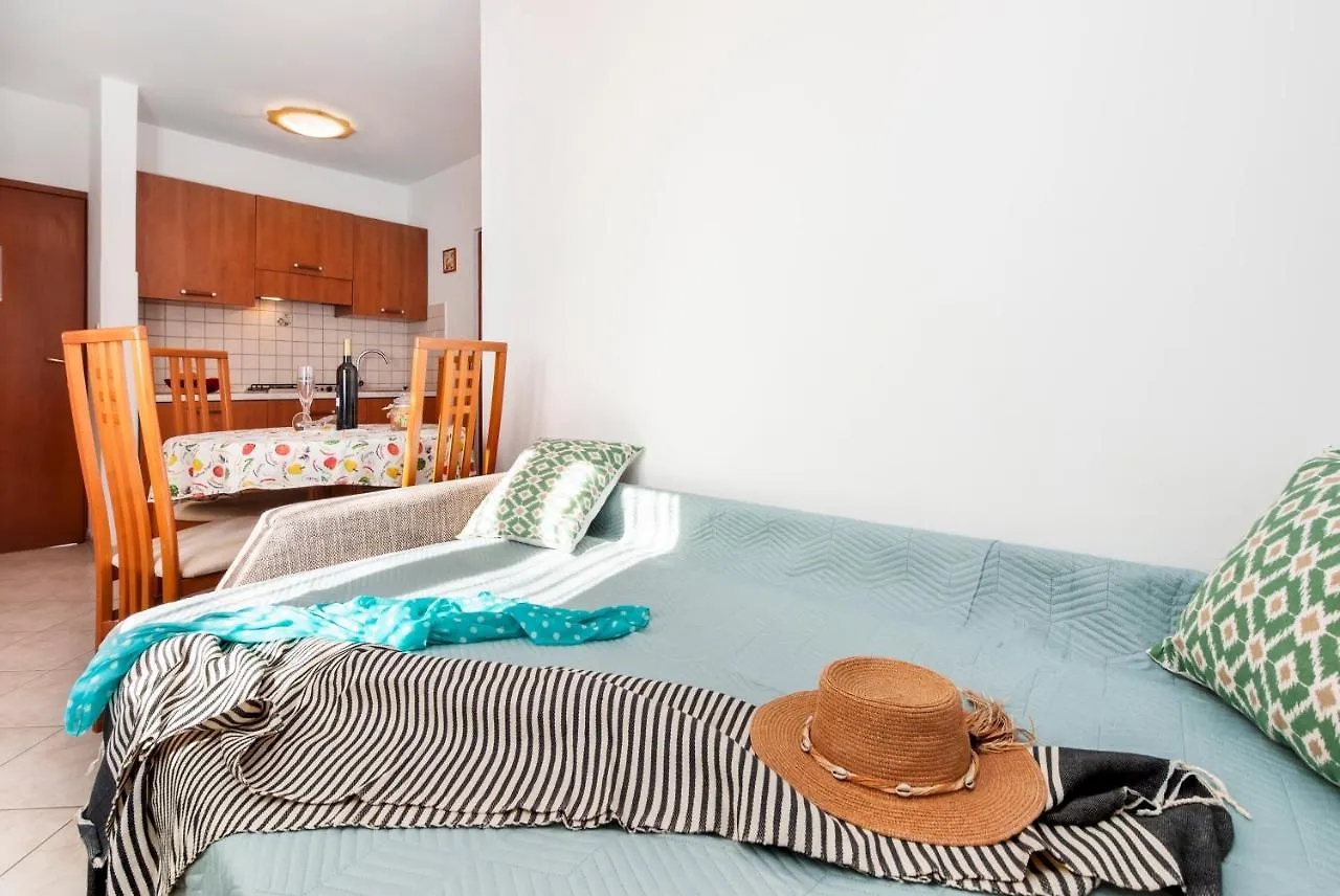 شقة Villa Mara روفينج
