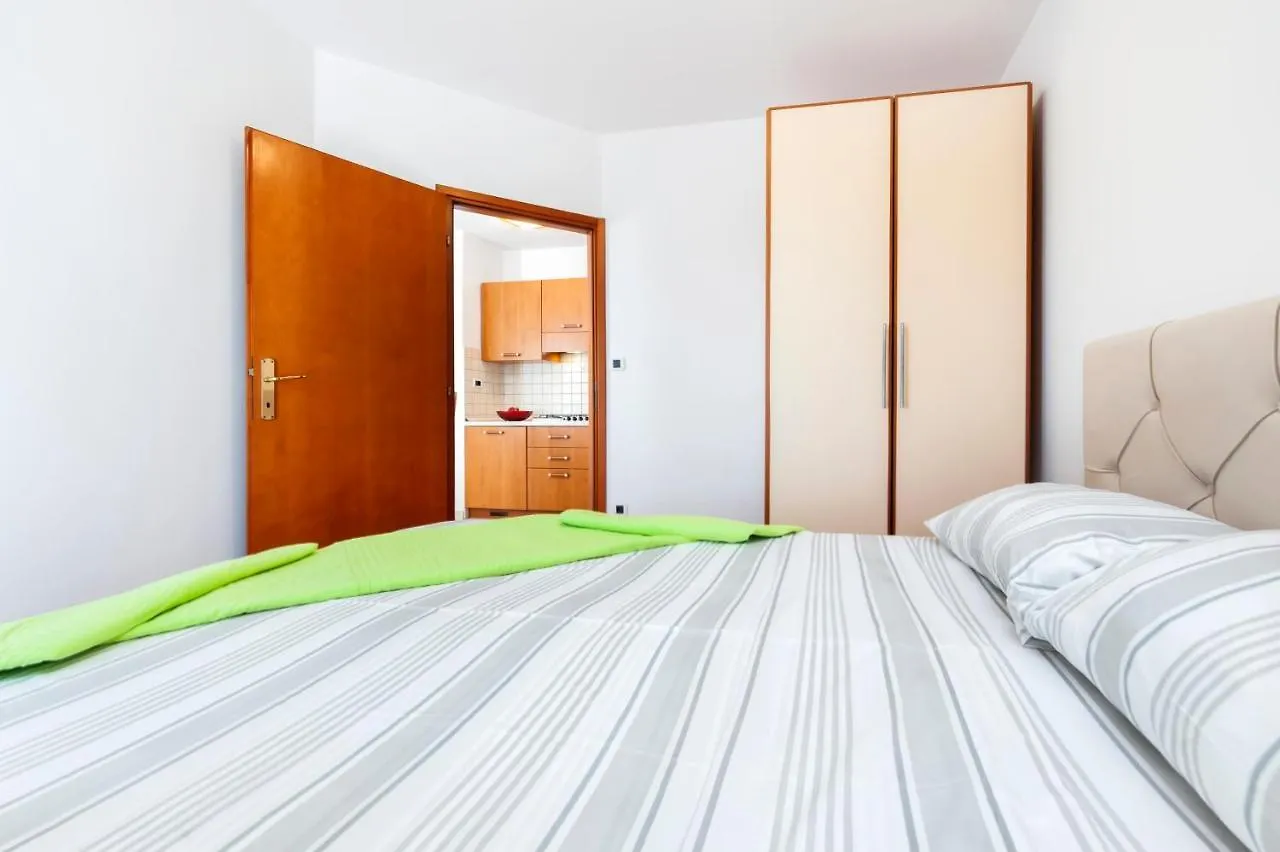 شقة Villa Mara روفينج