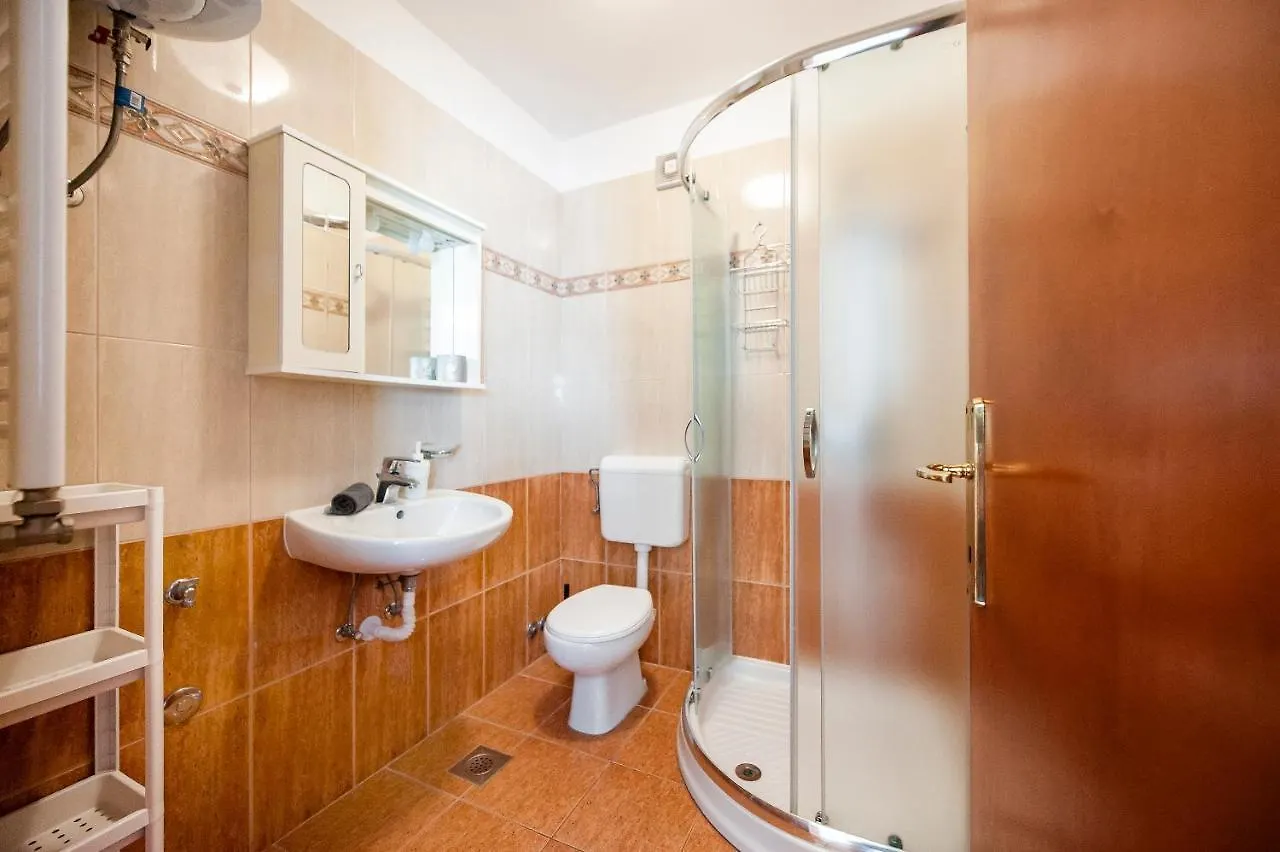 Villa Mara 0*, Rovinj Croatia